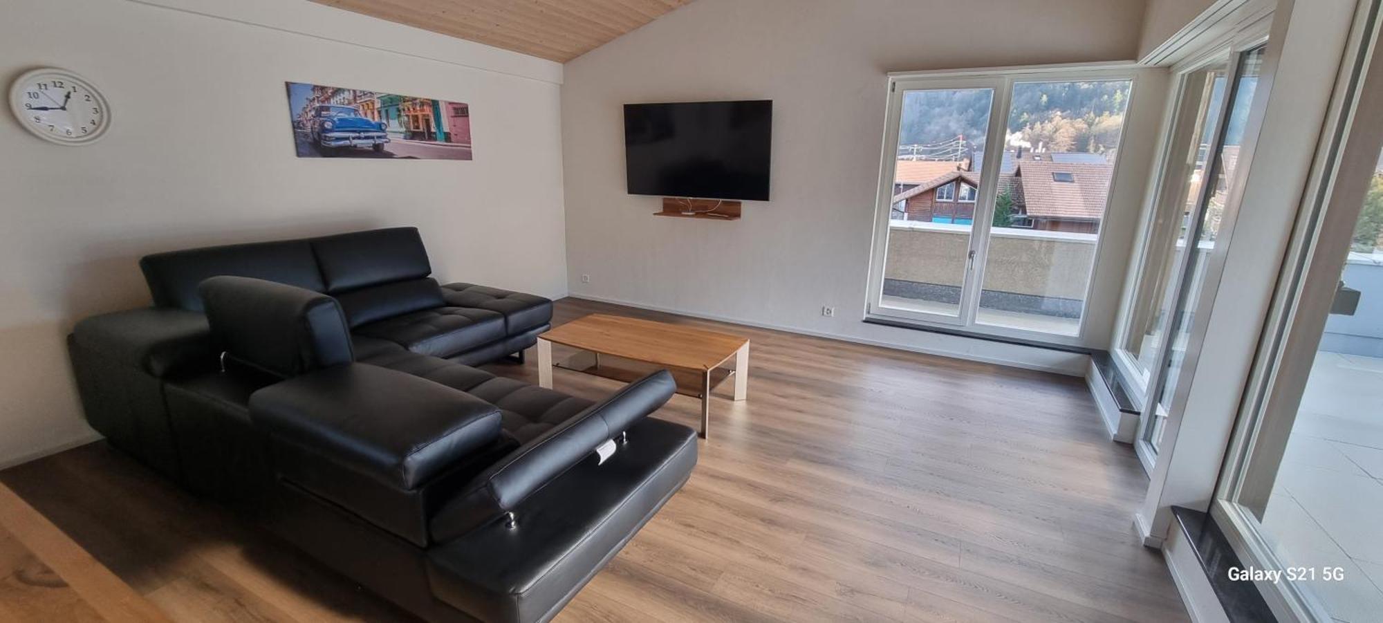 Mountain - Lake Apartement 1 Wilderswil Ngoại thất bức ảnh